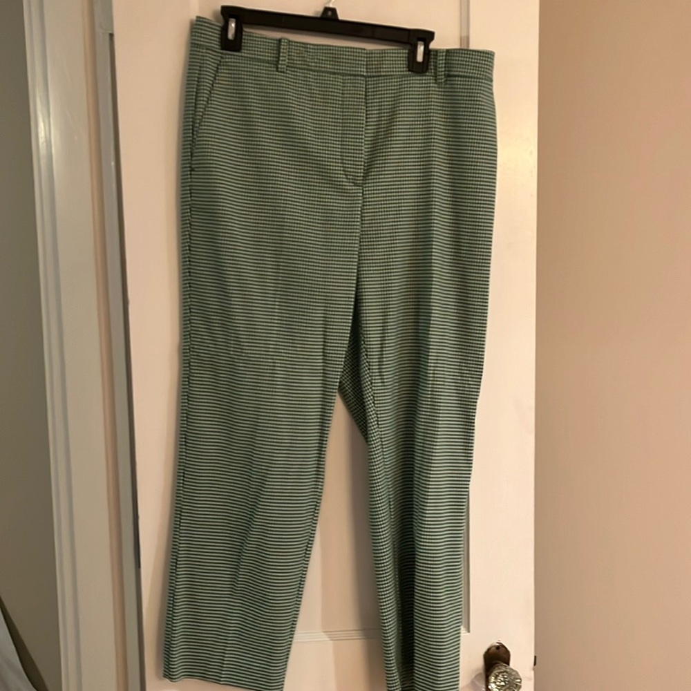 NWOT Eva curvy 12 Kelly green black white houndstooth pants